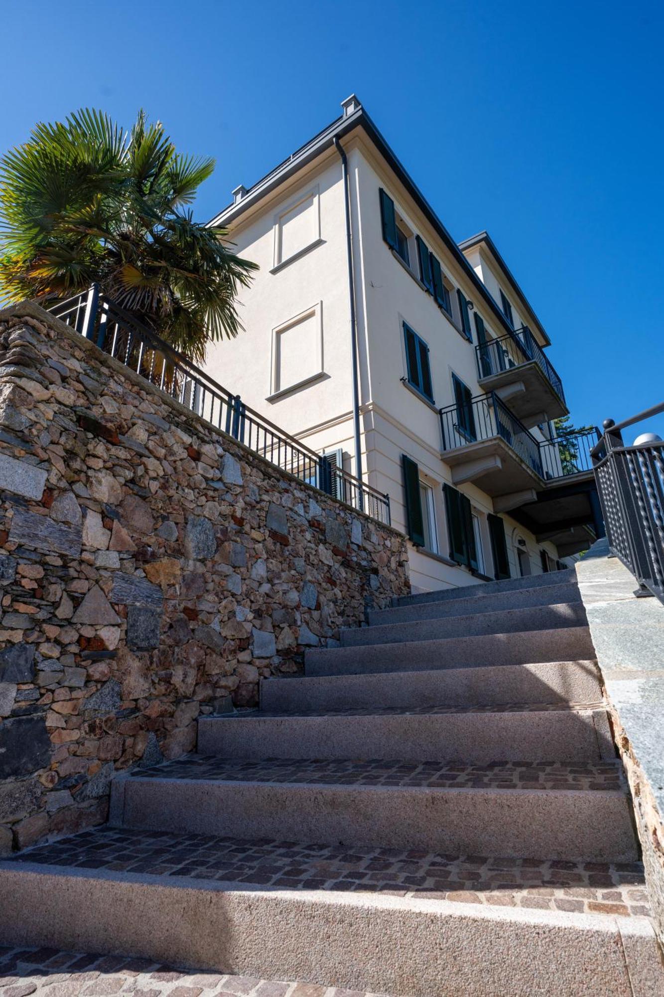 Villa San Carlo Arona Buitenkant foto